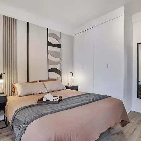 Apartament - 3 Et Balcon A Trocadero *
