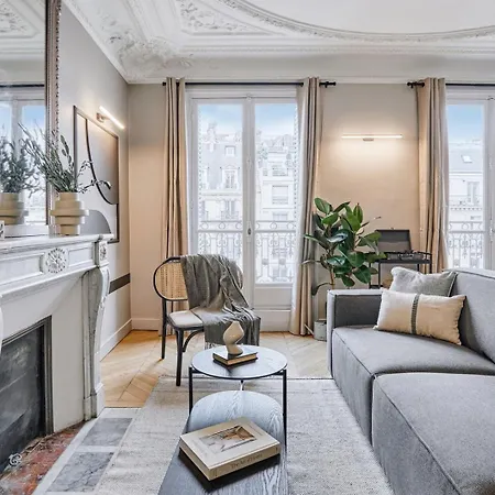 - 3 Et Balcon A Trocadero Апартаменты