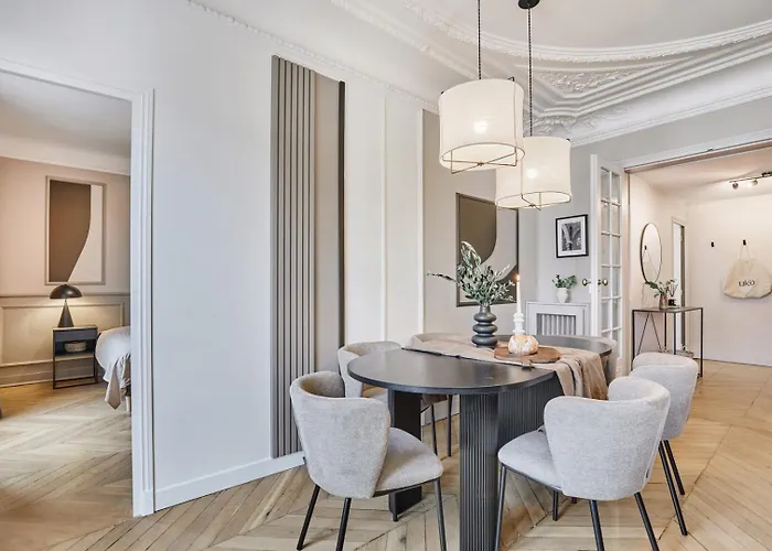 - 3 Et Balcon à Trocadéro Apartamento
